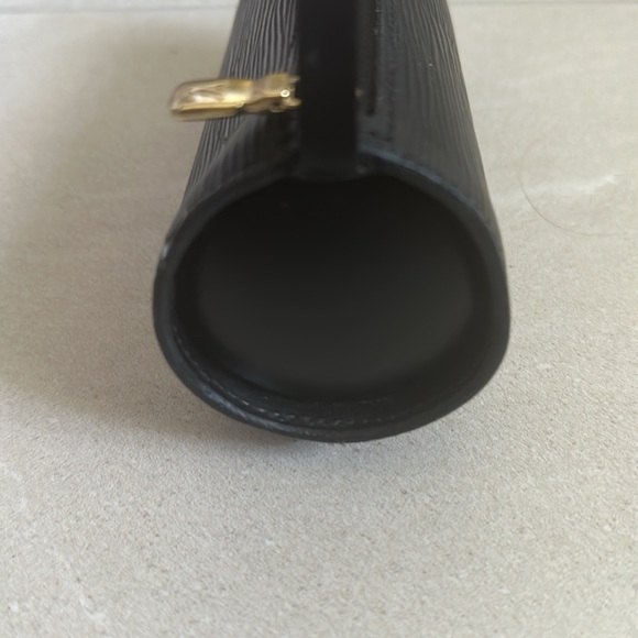 Authentic Louis Vuitton Epi Soufflot Pouch For Soufflot Bag Noir - Picture 3 of 6